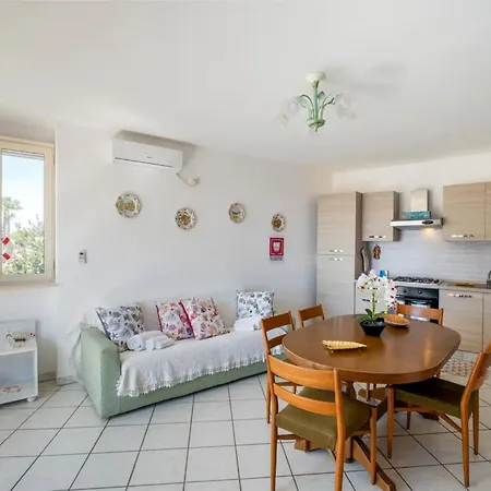 Seaside Serenity 公寓