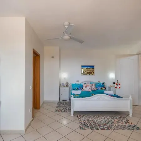 Seaside Serenity 公寓