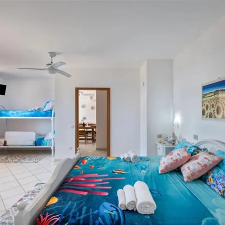 Seaside Serenity * 切萨雷奥港